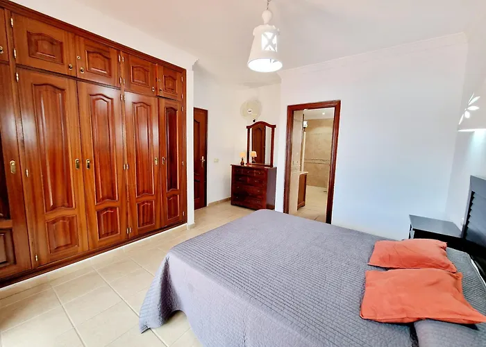 Marta Con Piscina Privada Climatizada *