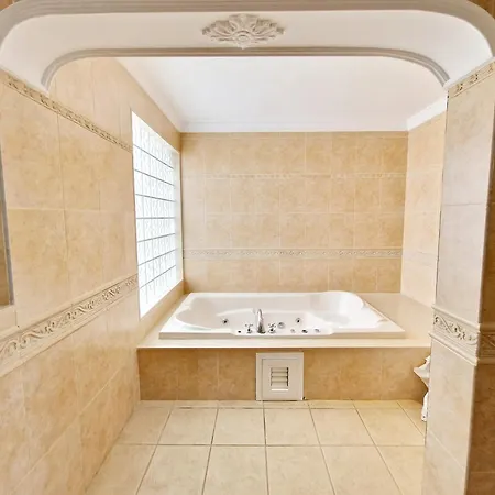 Feriehus Marta Con Piscina Privada Climatizada