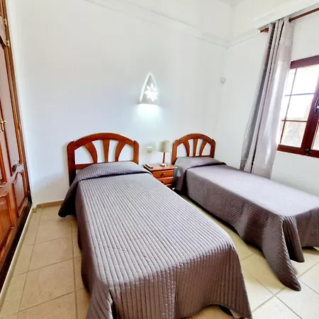بيت للعطل Marta Con Piscina Privada Climatizada *